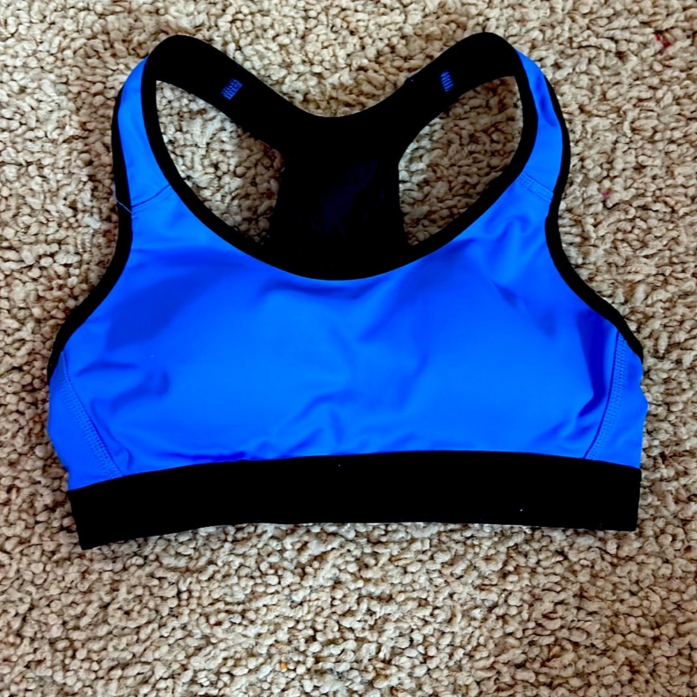 Champion blue sport bra, sewn in padding